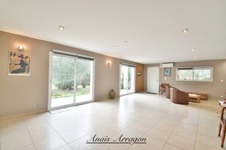  Maison � vendre 6 pi�ces 230 m�