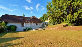  Propri�t�/ch�teau � vendre 8 pi�ces 215 m�