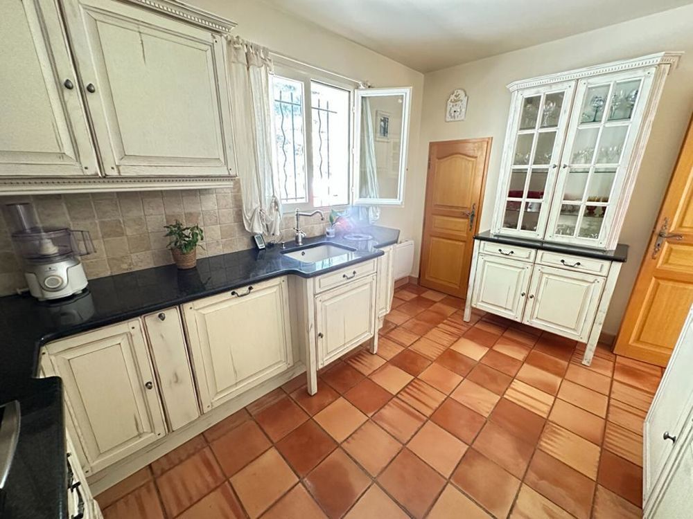 � vendre  Maison Rognes (13840)