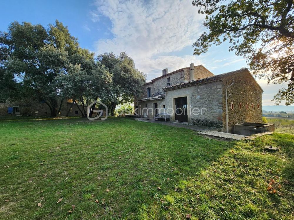 � vendre  Propri�t�/ch�teau Cucuron (84160)