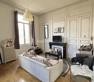  Immeuble � vendre 9 pi�ces 190 m�