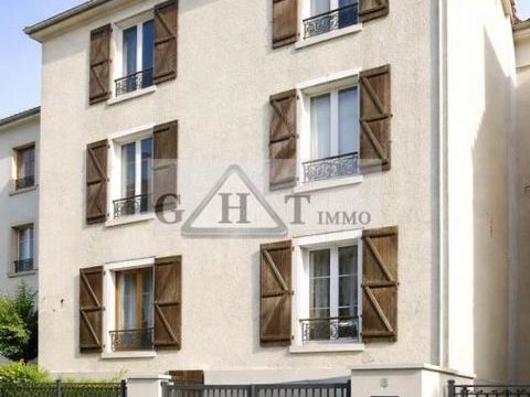 A vendre180M&sup2;� Immeuble de bureaux � Montreuil 1070000 93100 Montreuil