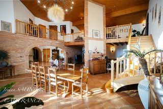  Maison � vendre 8 pi�ces 372 m�