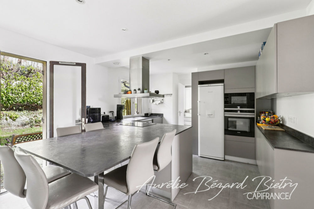 � vendre  Maison Vaucresson (92420)