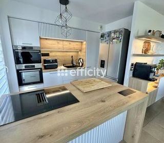  Appartement � vendre 3 pi�ces 81 m�