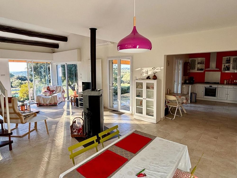 � vendre  Villa Uz�s (30700)