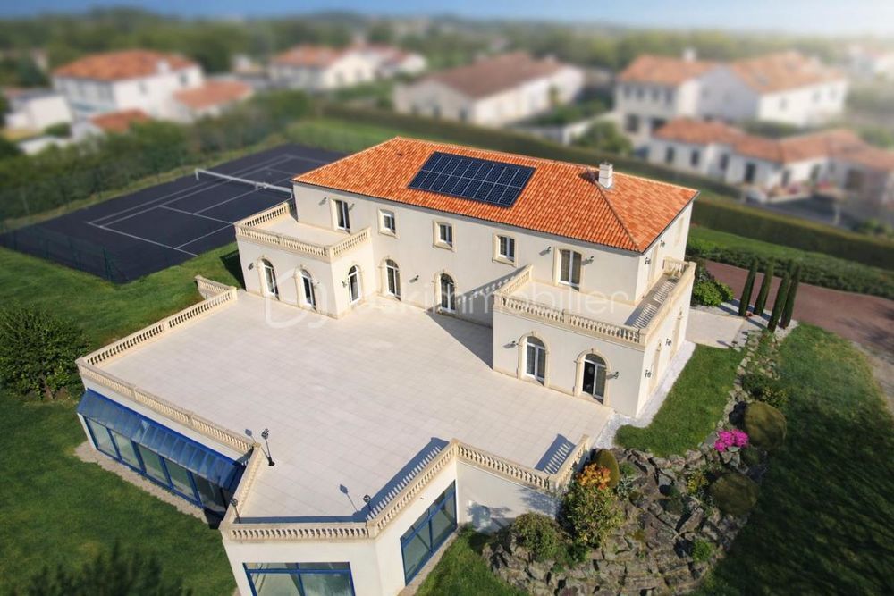 � vendre  Propri�t�/ch�teau Nantes (44000)