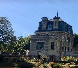  Propri�t�/ch�teau � vendre 10 pi�ces 789 m�