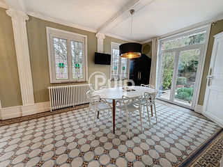  Propri�t�/ch�teau � vendre 15 + pi�ces 340 m�