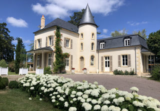  Propri�t�/ch�teau � vendre 7 pi�ces 370 m�