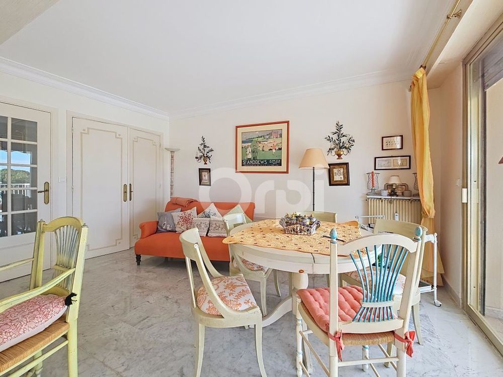 � vendre  Appartement Antibes (06600)