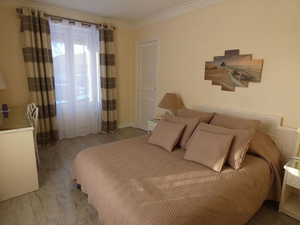 � vendre  Propri�t�/ch�teau Cherisy (28500)