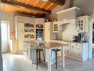  Maison � vendre 6 pi�ces 205 m�