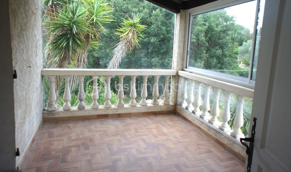 � vendre  Propri�t�/ch�teau Bormes-les-Mimosas (83230)