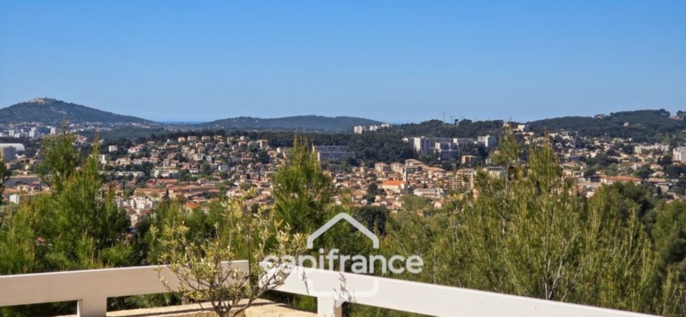 � vendre  Appartement Toulon (83200)