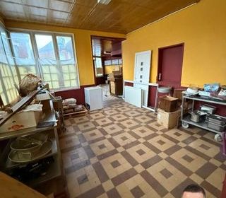  Immeuble � vendre 10 pi�ces 217 m�