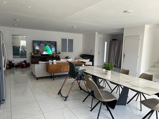  Villa � vendre 8 pi�ces 200 m�