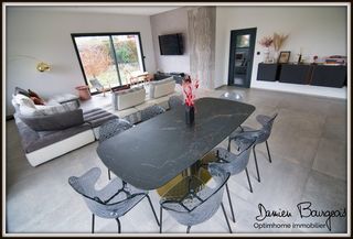  Maison � vendre 8 pi�ces 290 m�