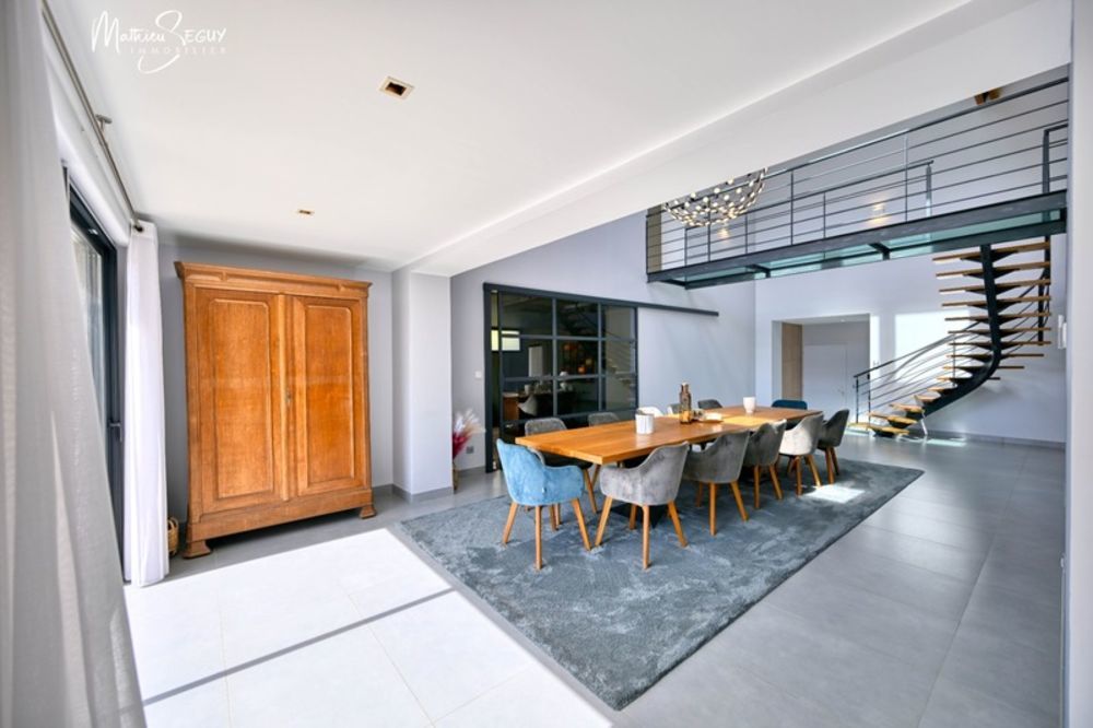 � vendre  Propri�t�/ch�teau Thurins (69510)