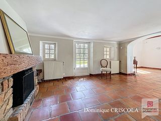  Maison � vendre 12 pi�ces 300 m�