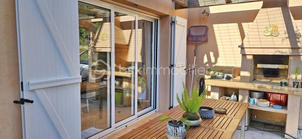 � vendre  Villa Cuttoli-Corticchiato (20167)