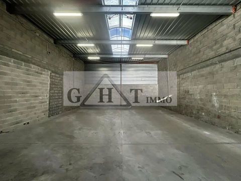 ENTREPOT 230M2 A LOUER LISSES 2199 91090 Lisses