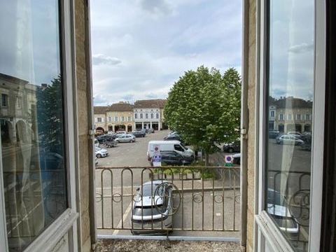 Bel immeuble &agrave; tr&egrave;s fort potentiel &agrave; Sauveterre De Guyenne 290000 33540 Sauveterre de guyenne