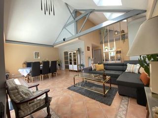  Propri�t�/ch�teau � vendre 8 pi�ces 205 m�