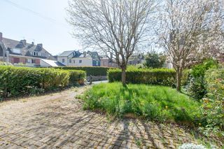  Maison � vendre 9 pi�ces 175 m�