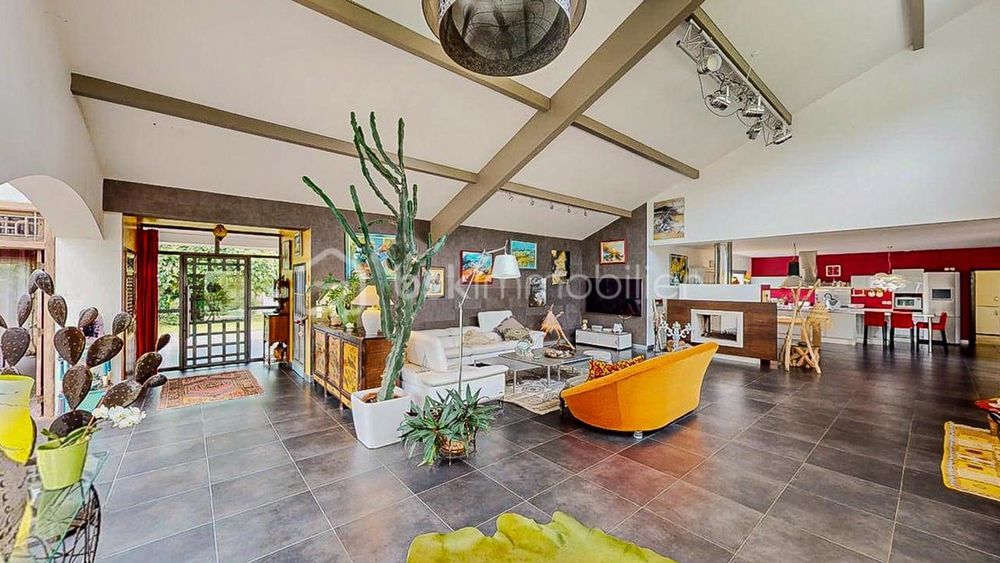 � vendre  Propri�t�/ch�teau Saint-Martin-de-Seignanx (40390)