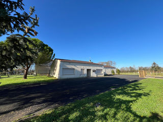  Maison 15 + pi�ces 689 m� Migron