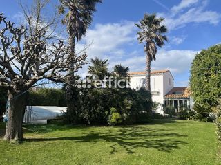  Maison � vendre 7 pi�ces 196 m�