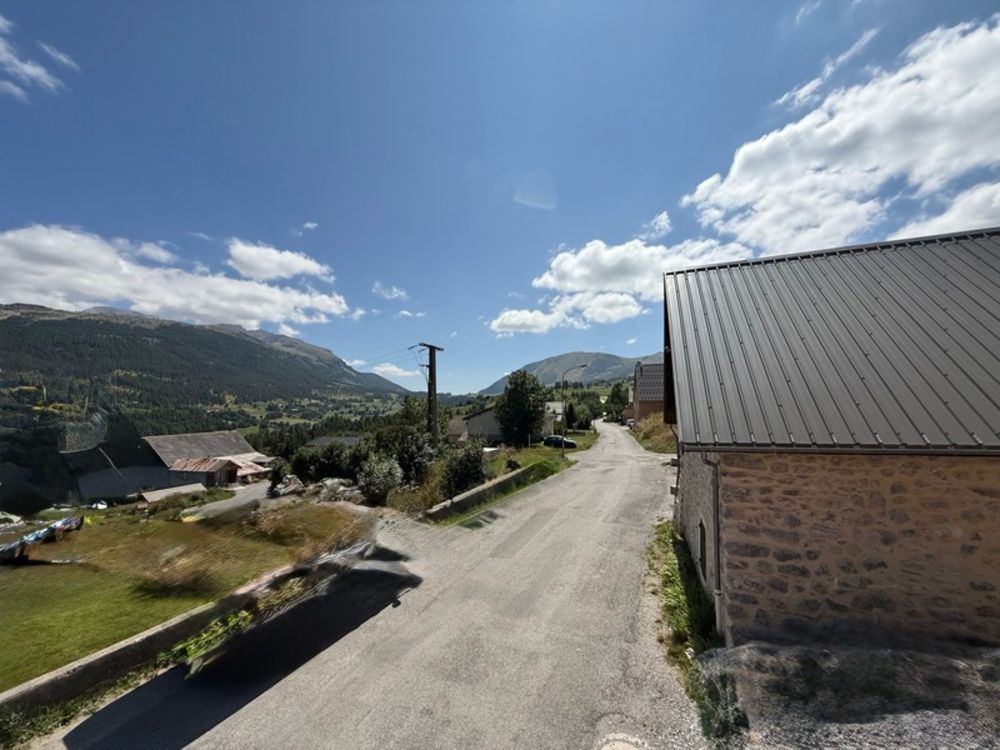 � vendre  Maison La Cluse (05250)