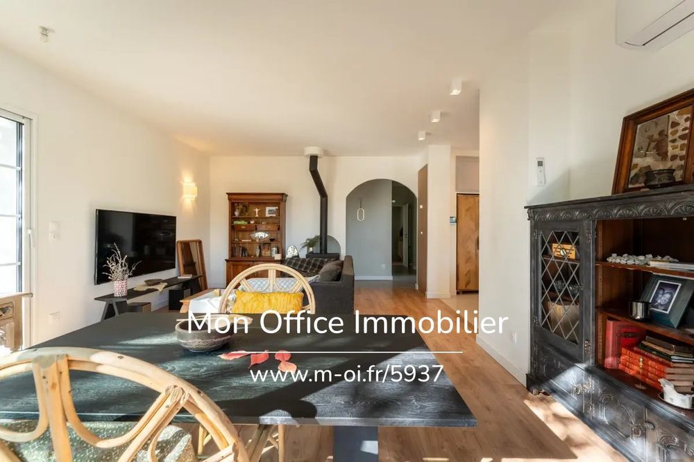 � vendre  Maison �guilles (13510)