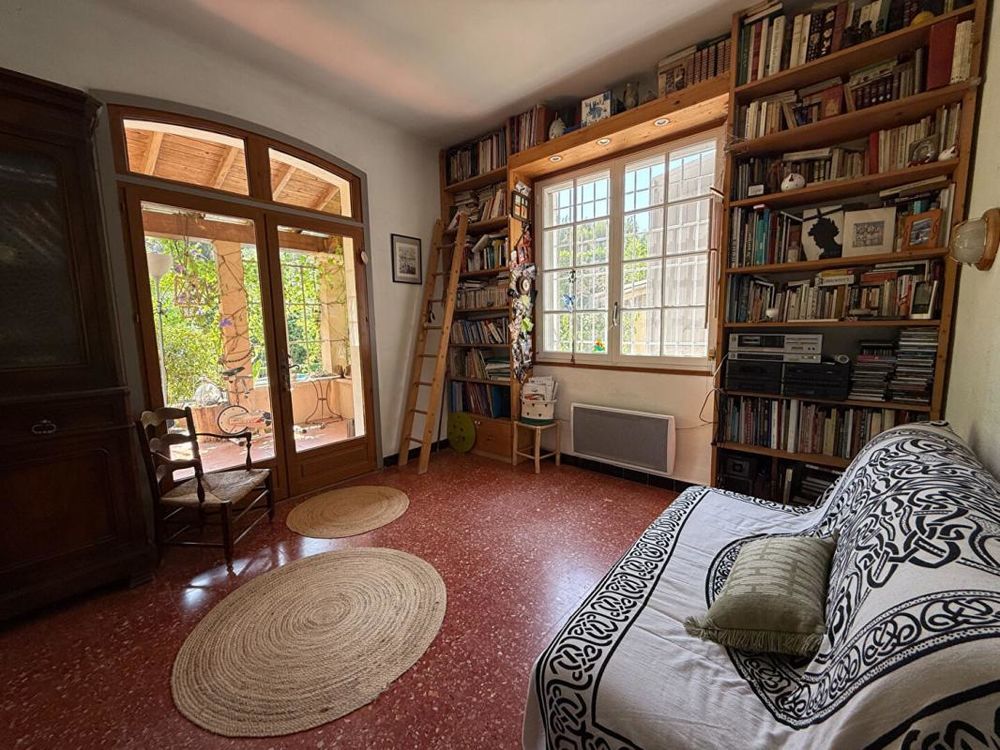 � vendre  Maison Paradou (13520)