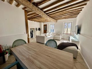  Maison � vendre 8 pi�ces 180 m�