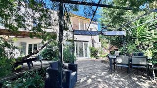  Villa � vendre 9 pi�ces 179 m�