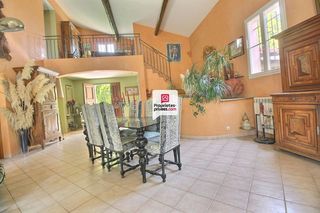  Maison � vendre 8 pi�ces 230 m�