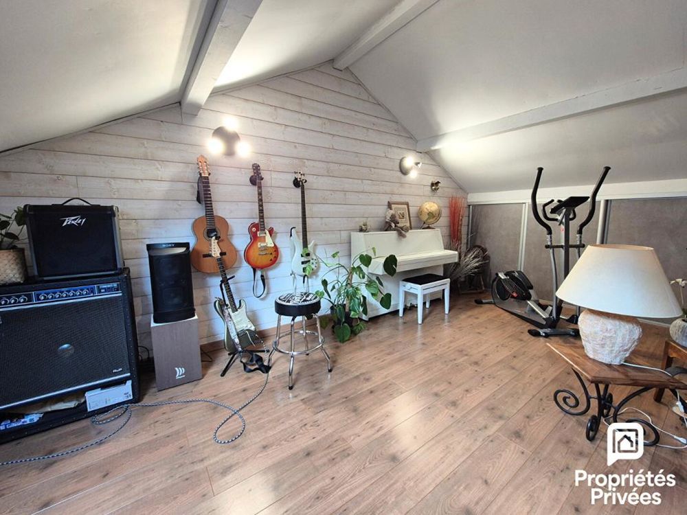 � vendre  Maison Collonges (01550)