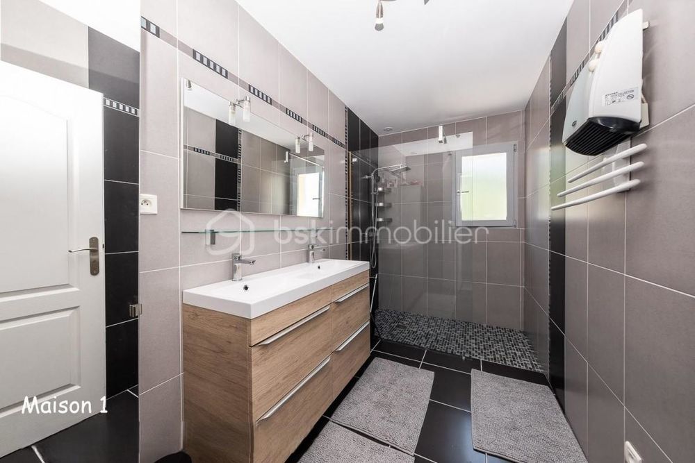 � vendre  Propri�t�/ch�teau Lourdes (65100)