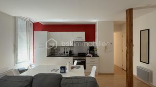  Immeuble � vendre 15 + pi�ces 300 m�