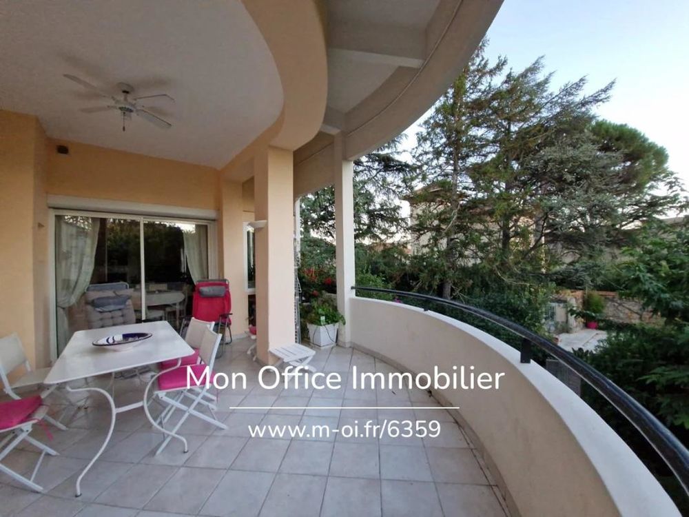 � vendre  Propri�t�/ch�teau Avignon (84000)