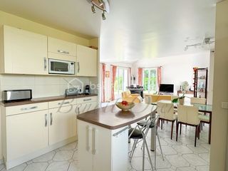  Maison � vendre 9 pi�ces 227 m�