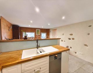  Maison � vendre 5 pi�ces 180 m�