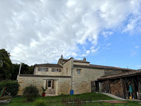   Maison en pierre de charme   235m2     8 pi�ces  proche St Emilion    465000�   Branne Maison - 8 pi�ce(s) - 235 m�