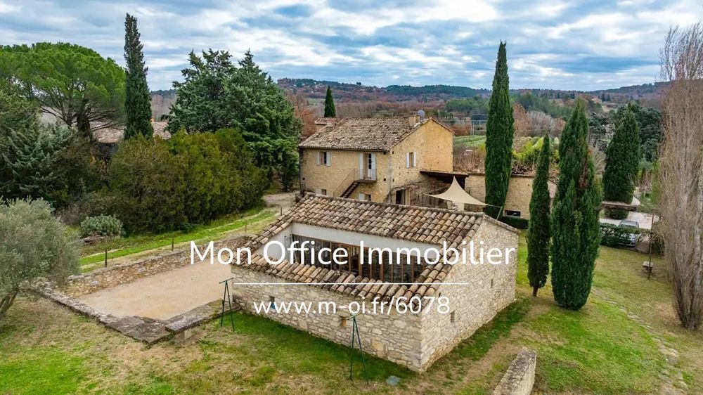 � vendre  Maison Roussillon (84220)