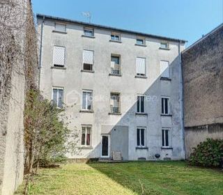  Immeuble � vendre 15 + pi�ces 550 m�