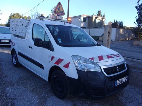 Camion - porteur > 3,5 t Camion - porteur > 3,5 t 2017 occasion &Eacute;guilles 13510