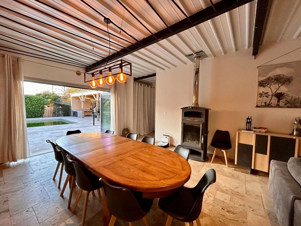 � vendre  Propri�t�/ch�teau Les Eyzies-de-Tayac-Sireuil (24620)