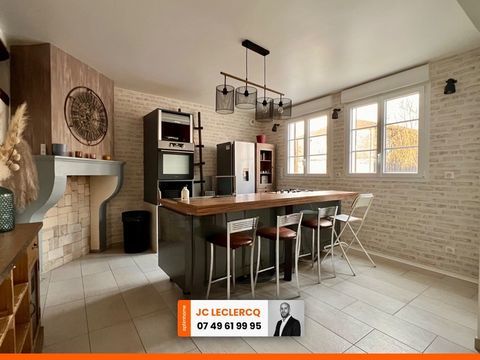   MAISON DE VILLAGE 5 PIECES ENTIEREMENT RENOVEE Maison - 5 pi�ce(s) - 163 m�